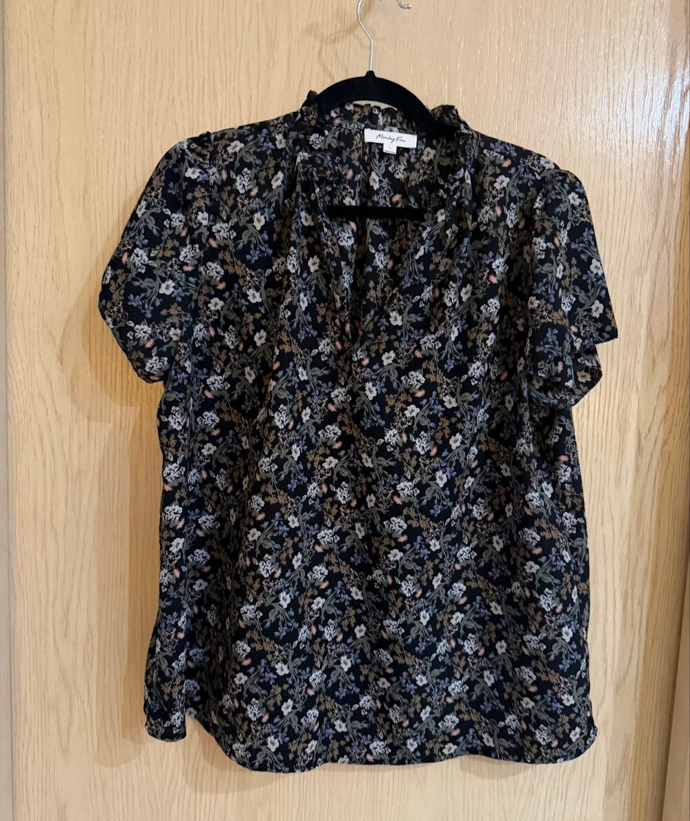 Monday Fun Large Black Floral Ruffle Neck Short Sleeve Blouse